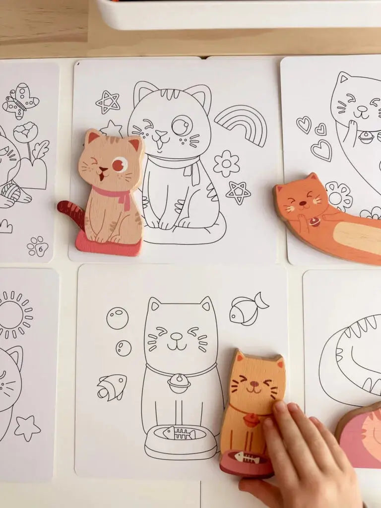 QToys Australia (USA) Cat play set & colouring Plum Thanatos