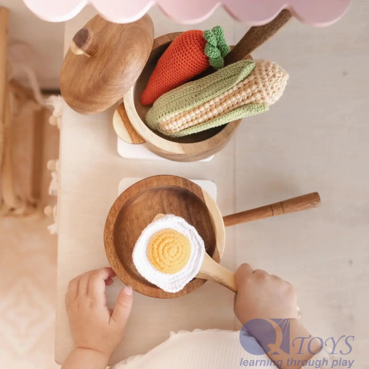 QToys Australia (USA) MAHOGANY PAN & POT SET Plum Thanatos